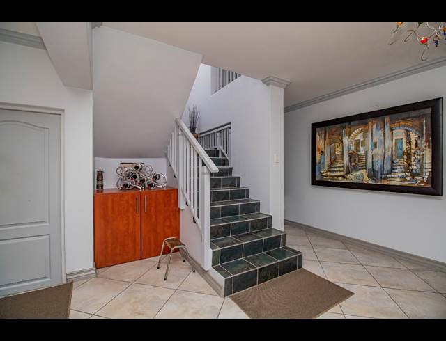 3 BEDROOM DUET FOR SALE IN HARTENBOS HEUWELS